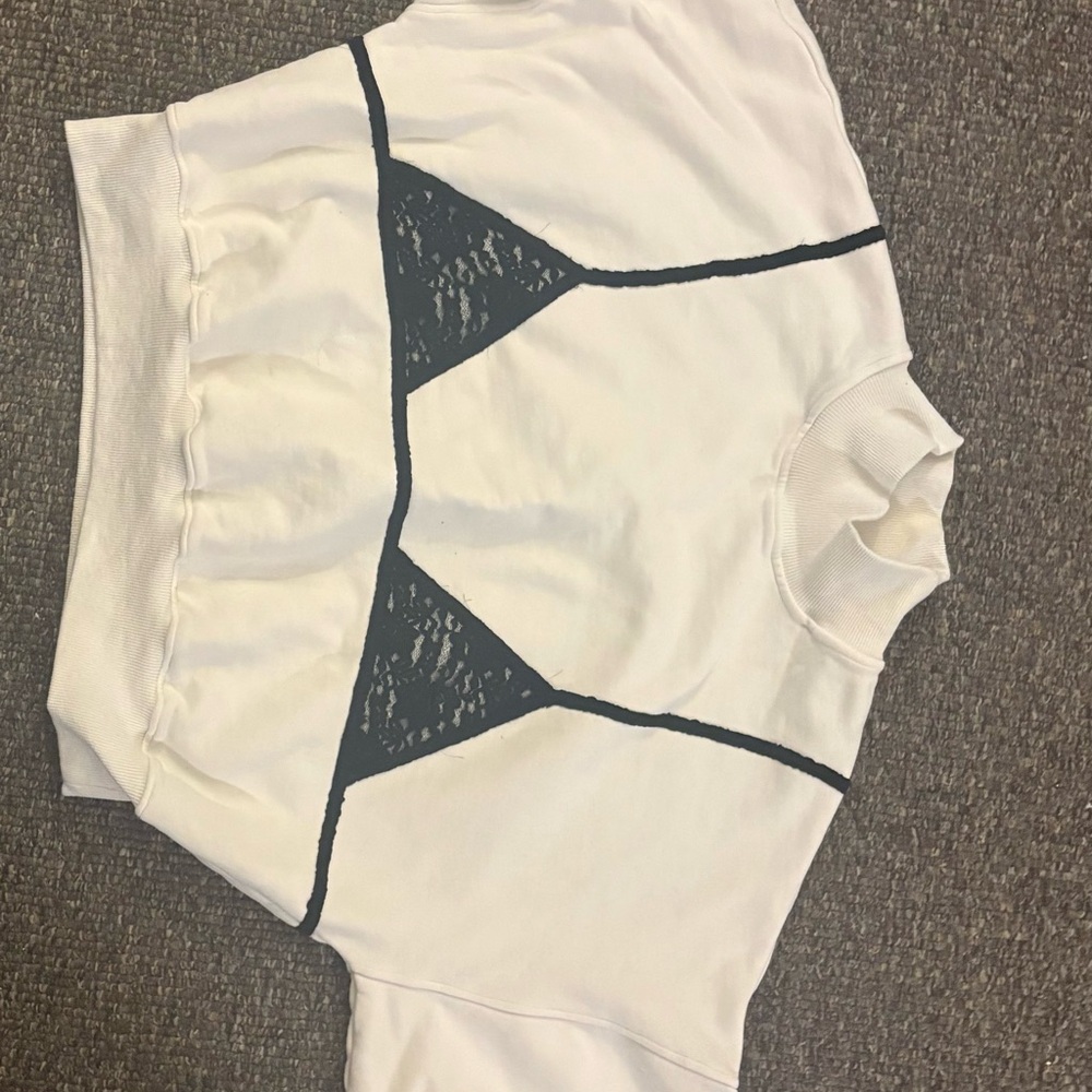 Fashion Brand Company White and Black Crew Neck Sweater